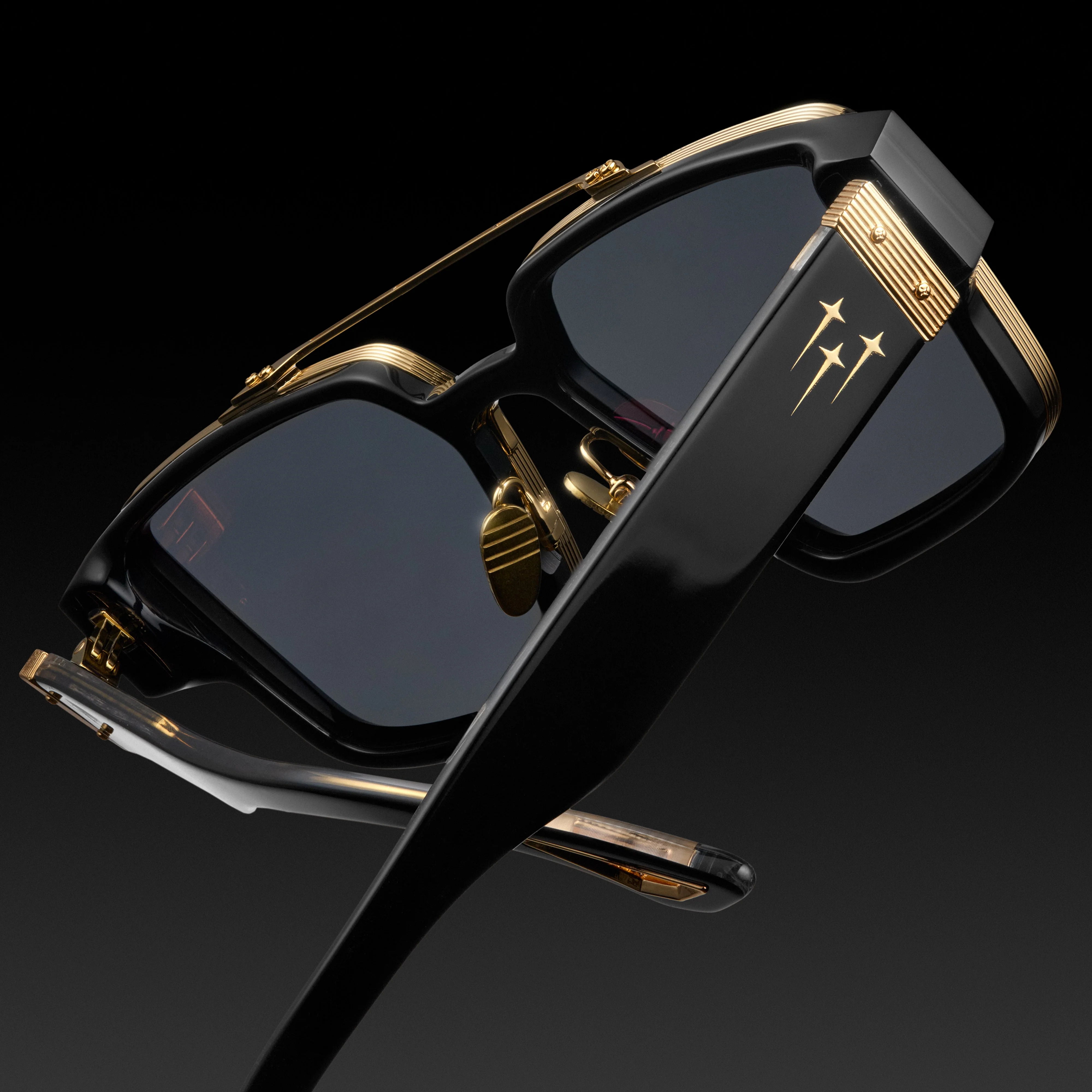 BLACK NIGHTHAWK - Image 4
