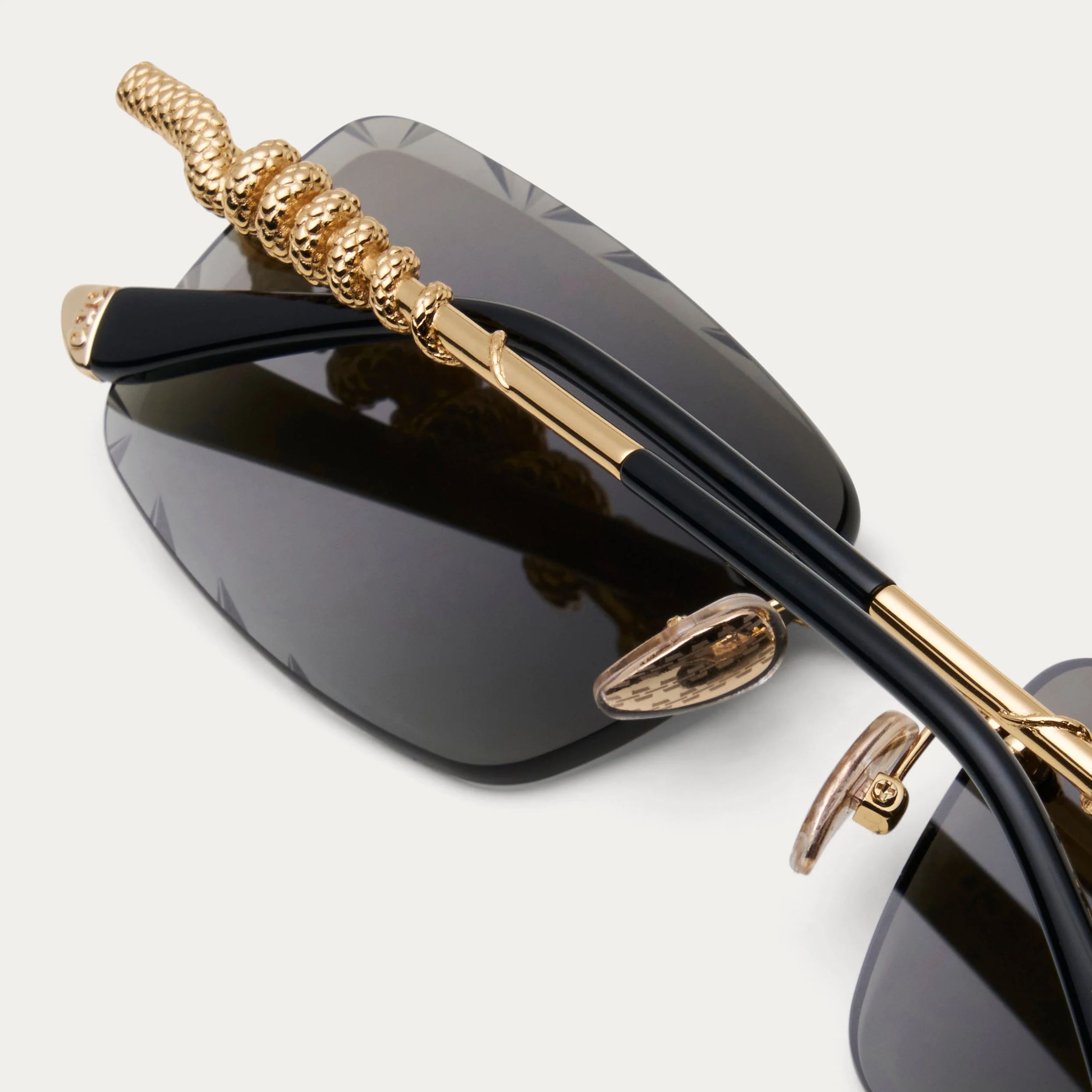 BLACK TINT SERPENT GEM CUT - Image 7