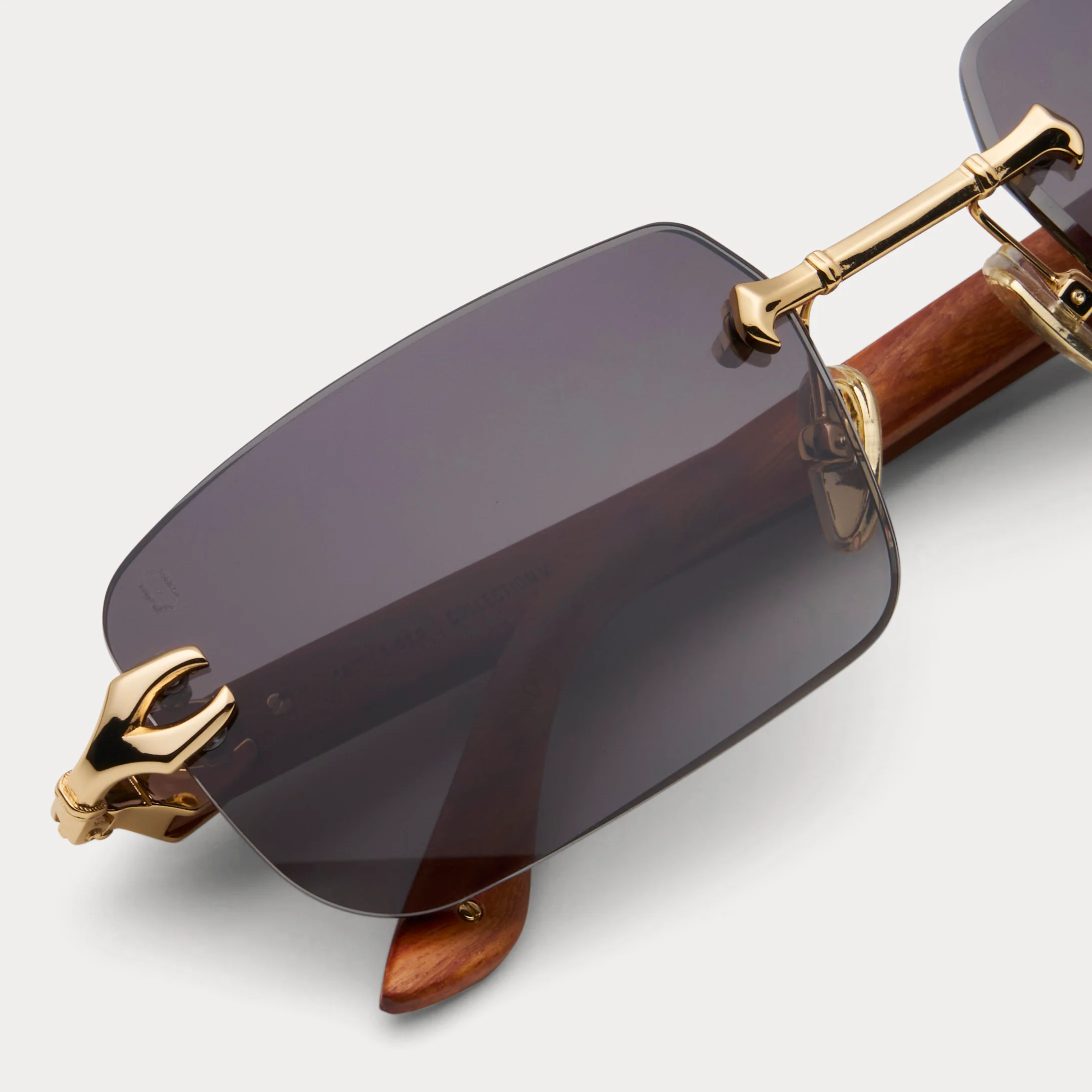 BLACK TINT HYDRA - Image 8